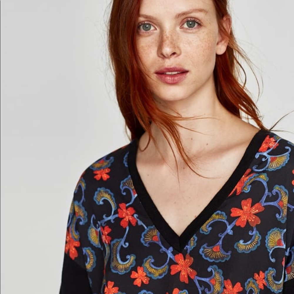 Zara V-neck Sweater - Picture 5 of 8